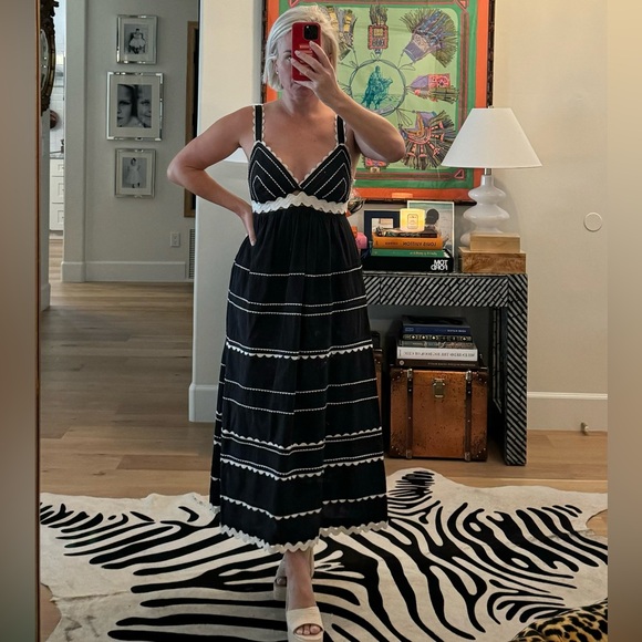 SEA Ryleigh Dress - Picture 2 of 4